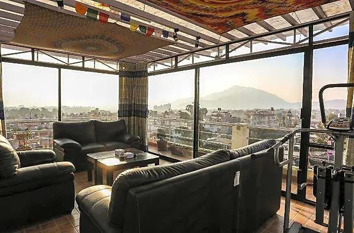 Hotel Nirvana 2*