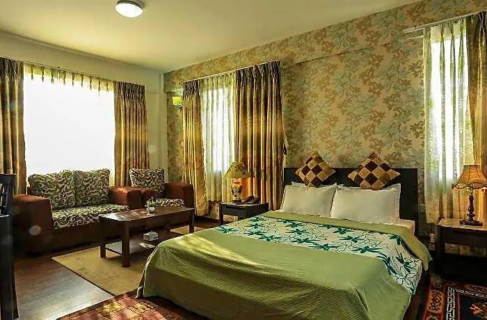 Nirvana Hotel 2*